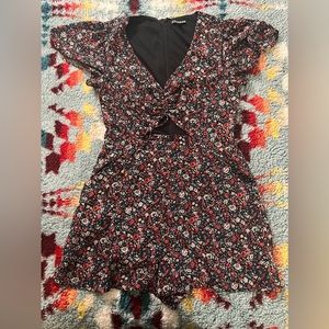 EXPRESS Short Romper